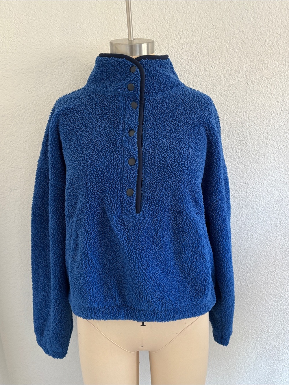 American Eagle Outfitters Blue Sherpa Snap Pullover